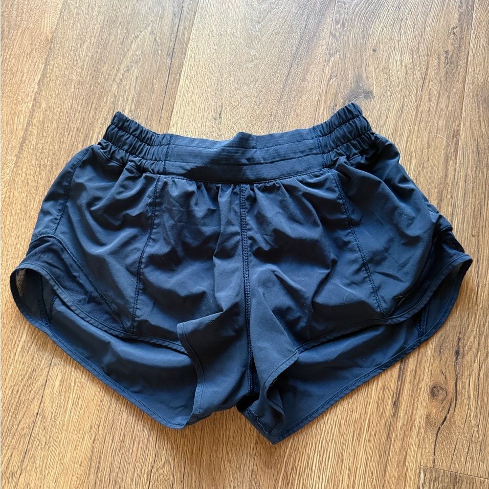 Lululemon Hotty Hot Shorts Size 6 Navy Blue